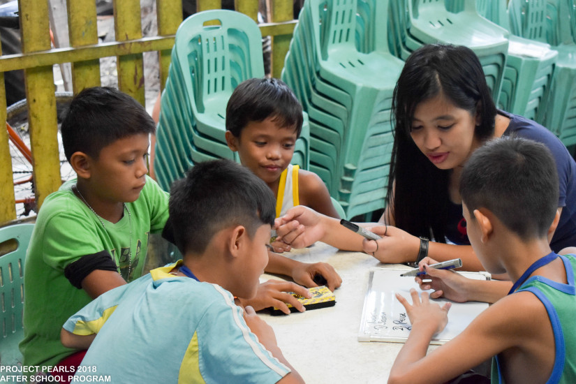 Feeding with Feeding Change Philippines - Project PEARLS - Project PEARLS