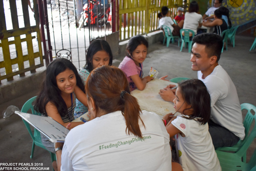 Feeding with Feeding Change Philippines - Project PEARLS - Project PEARLS