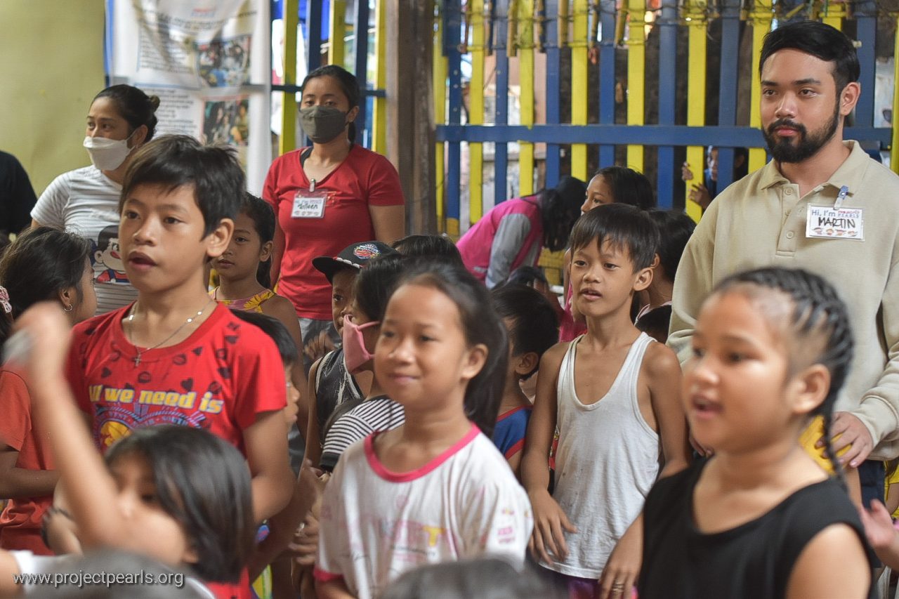 Hunger Relief in Tondo and Cavite - Project PEARLS - Project PEARLS